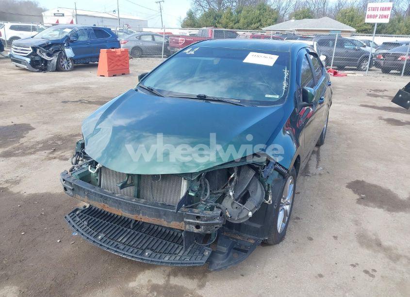 Photo 2 of 2014 Toyota Corolla LE PLUS (VIN 2T1BURHE6EC037052)