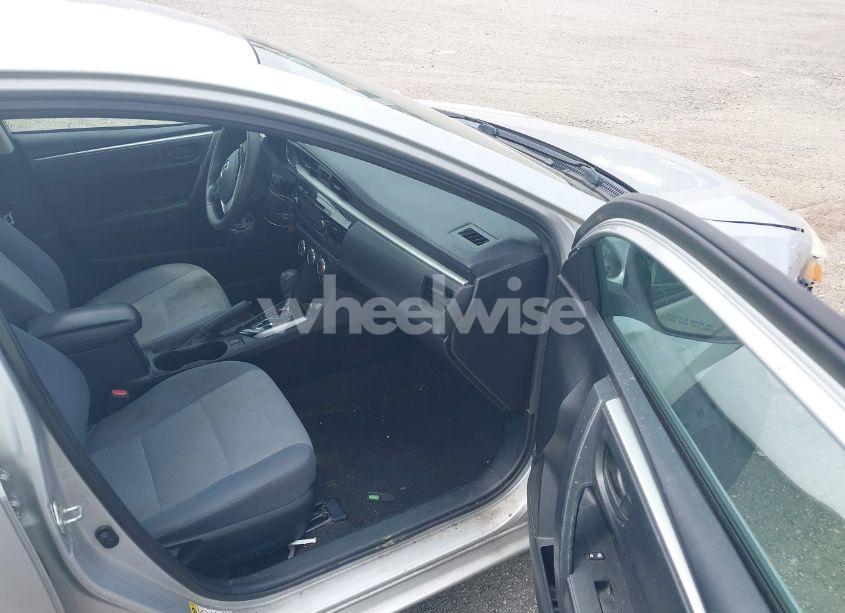 Photo 5 of 2014 Toyota Corolla L (VIN 2T1BURHE6EC088938)