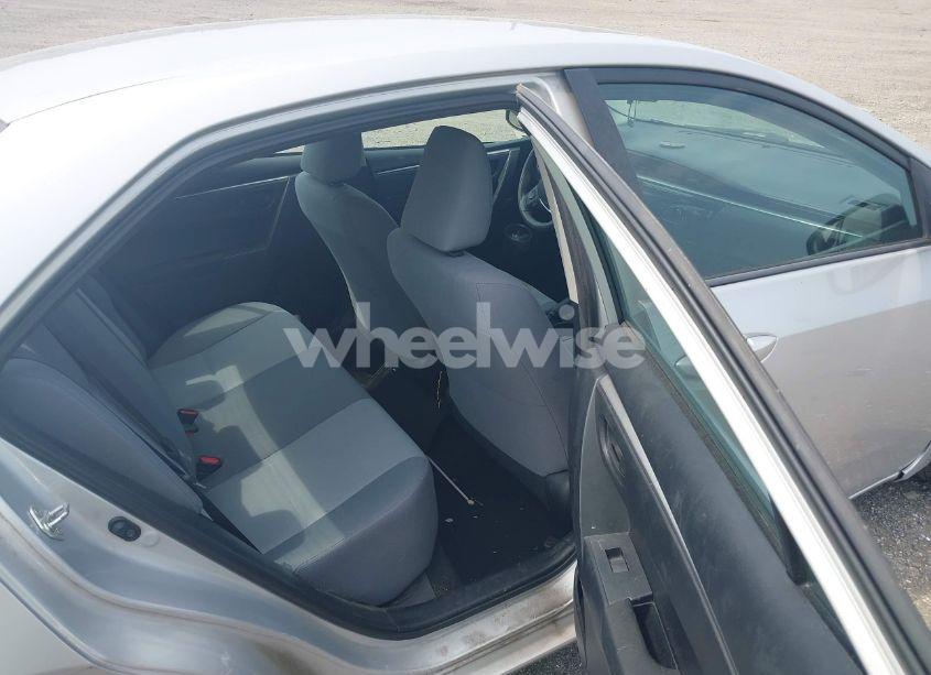 Photo 8 of 2014 Toyota Corolla L (VIN 2T1BURHE6EC088938)