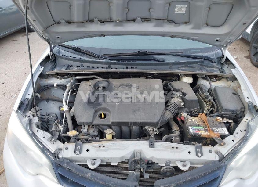 Photo 10 of 2014 Toyota Corolla LE (VIN 2T1BURHE6EC120321)