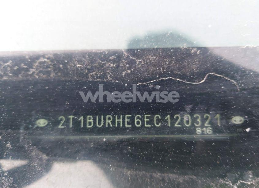 Photo 9 of 2014 Toyota Corolla LE (VIN 2T1BURHE6EC120321)