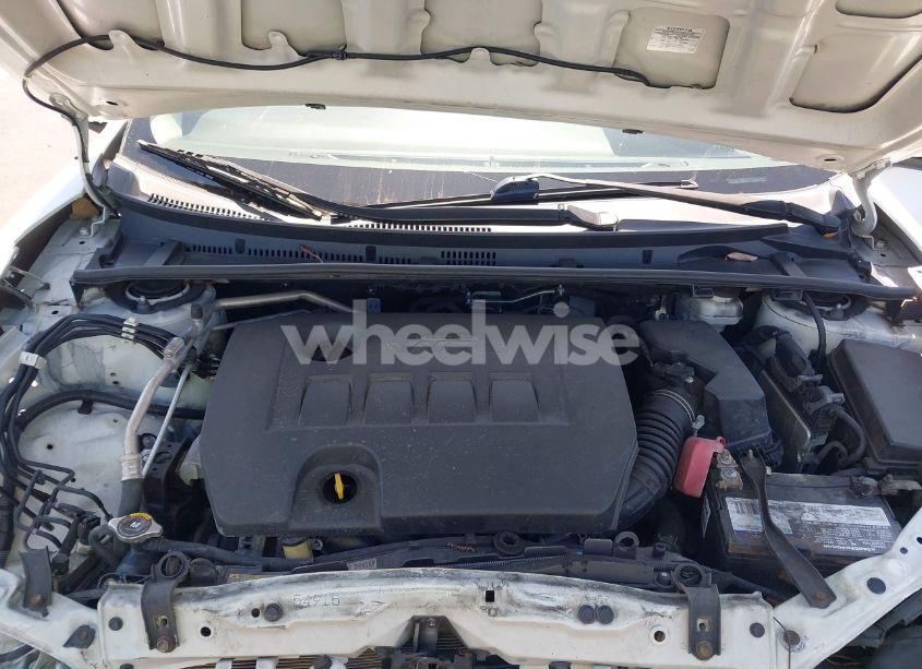 Photo 10 of 2014 Toyota Corolla LE (VIN 2T1BURHE6EC128192)