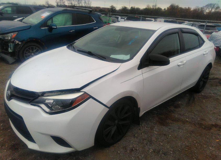 Photo 2 of 2014 Toyota Corolla LE (VIN 2T1BURHE6EC133909)