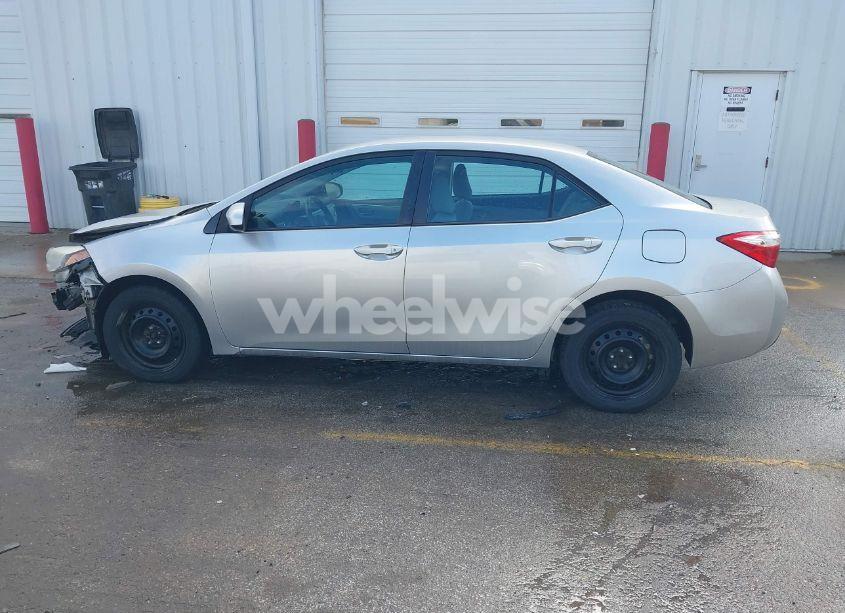 Photo 15 of 2014 Toyota Corolla LE (VIN 2T1BURHE6EC156879)