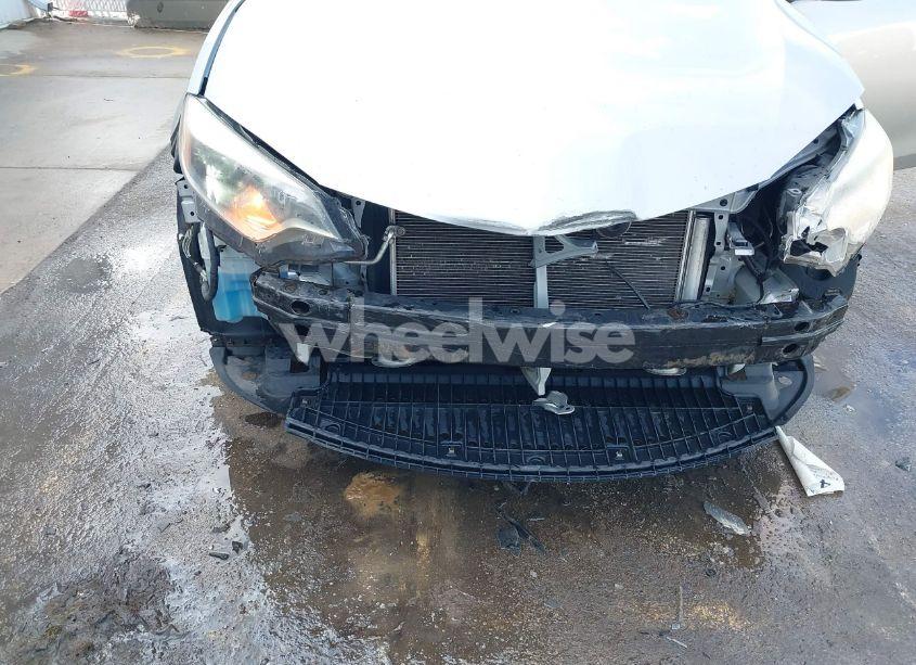 Photo 6 of 2014 Toyota Corolla LE (VIN 2T1BURHE6EC156879)