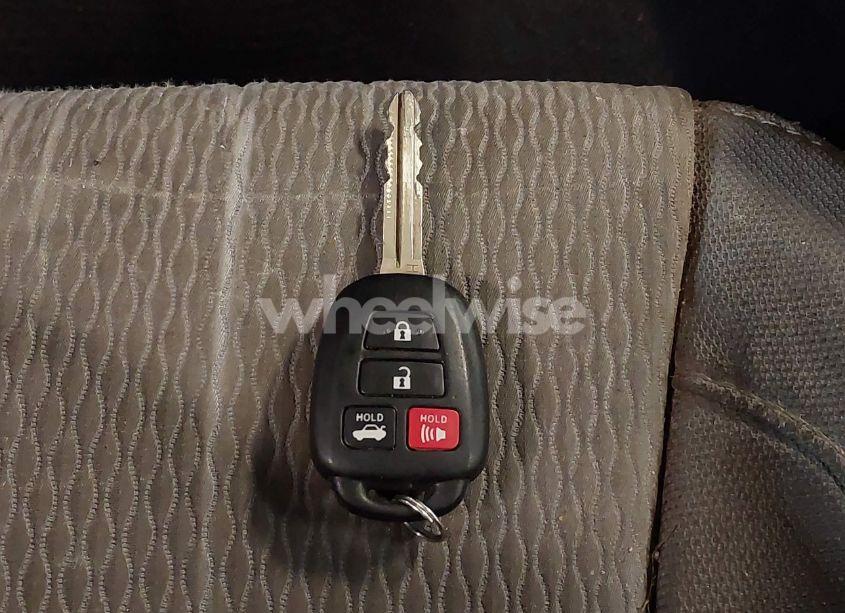 Photo 11 of 2014 Toyota Corolla LE (VIN 2T1BURHE6EC184519)