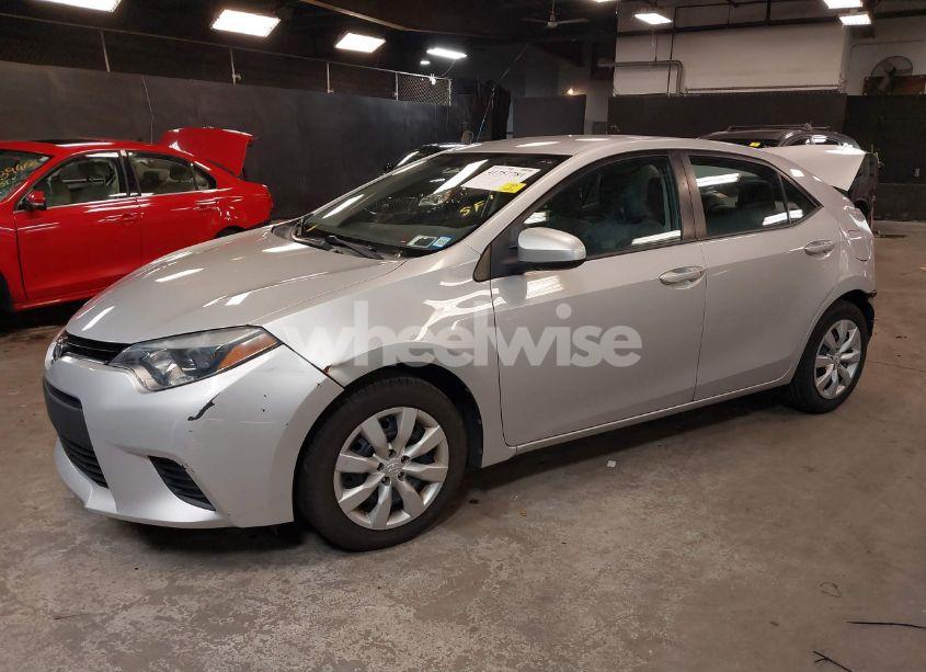 Photo 2 of 2014 Toyota Corolla LE (VIN 2T1BURHE6EC184519)
