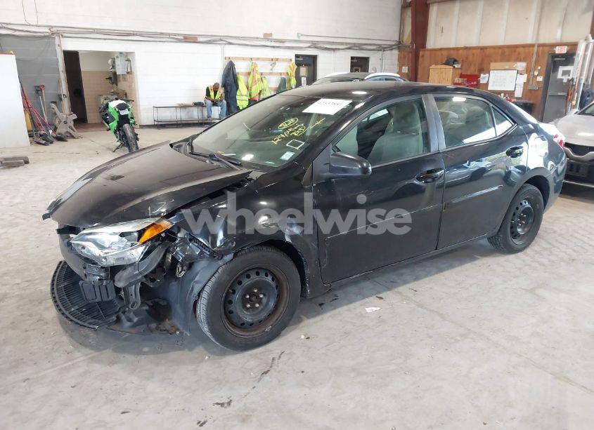 Photo 2 of 2014 Toyota Corolla LE (VIN 2T1BURHE6EC186075)