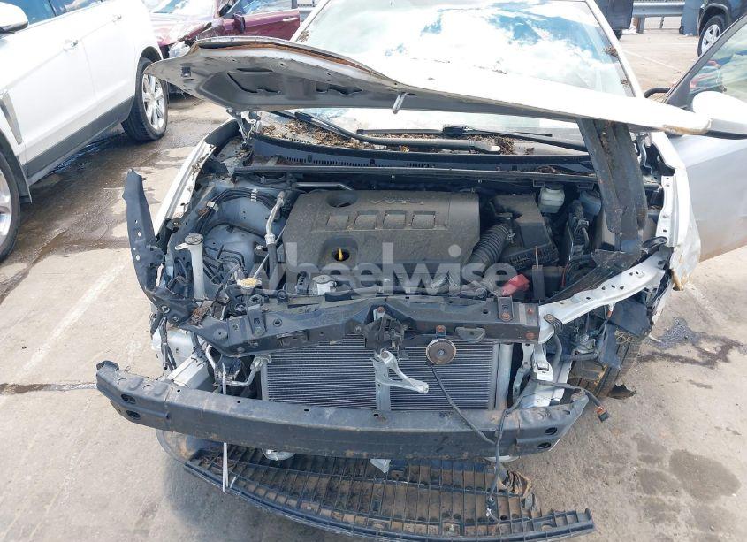 Photo 10 of 2014 Toyota Corolla L (VIN 2T1BURHE6EC201402)