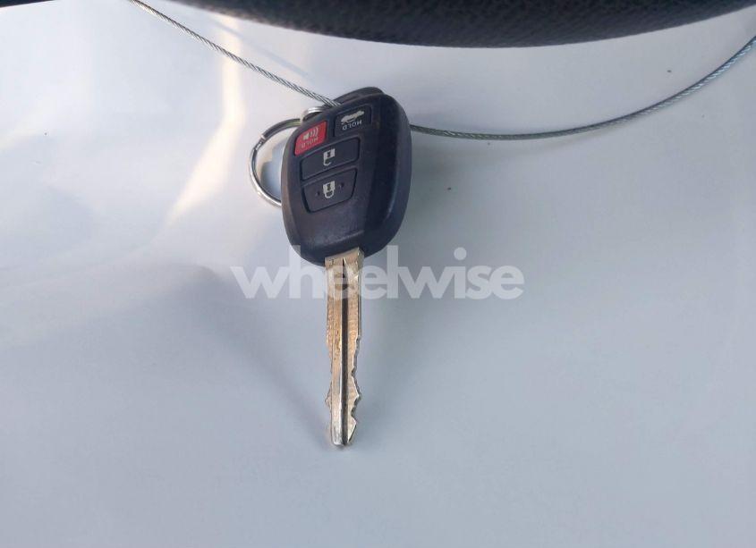 Photo 11 of 2014 Toyota Corolla LE (VIN 2T1BURHE6EC214795)