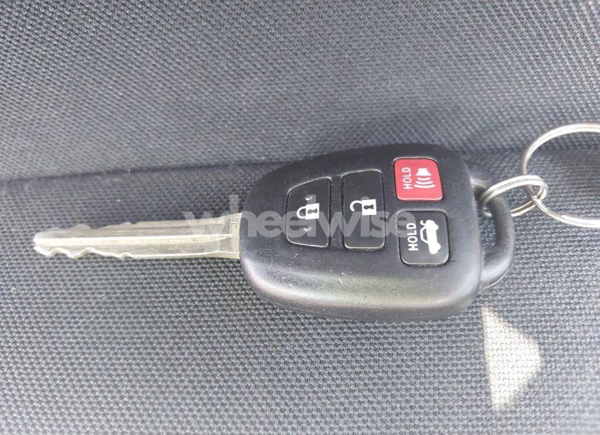 Photo 11 of 2014 Toyota Corolla LE (VIN 2T1BURHE6EC219673)