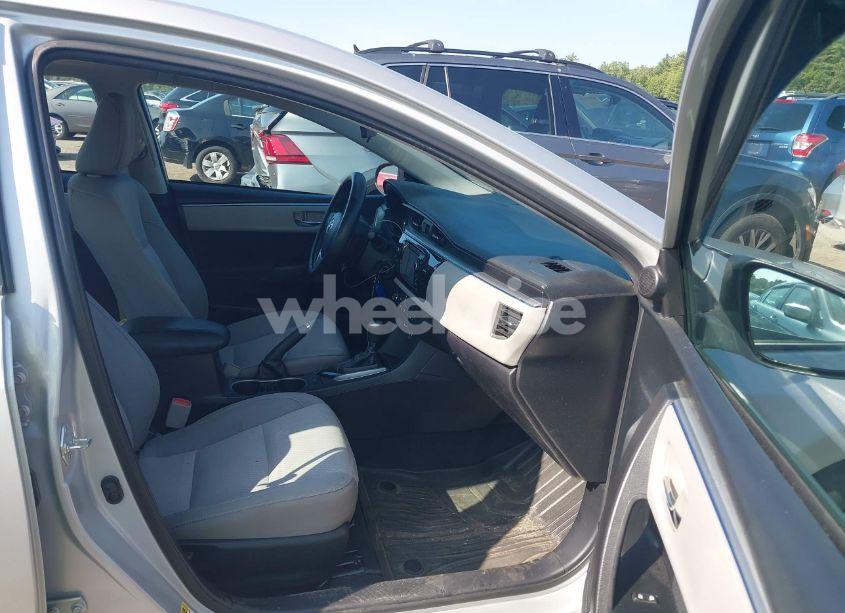 Photo 5 of 2014 Toyota Corolla LE (VIN 2T1BURHE6EC219673)