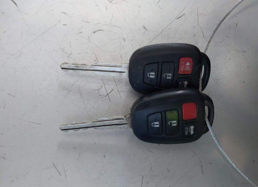 Photo 11 of 2015 Toyota Corolla S PLUS (VIN 2T1BURHE6FC256885)