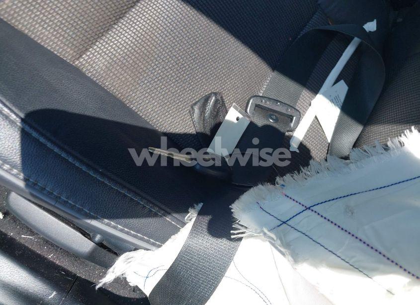 Photo 11 of 2015 Toyota Corolla S PLUS (VIN 2T1BURHE6FC268597)