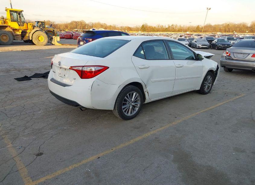 Photo 4 of 2015 Toyota Corolla LE PLUS (VIN 2T1BURHE6FC271449)
