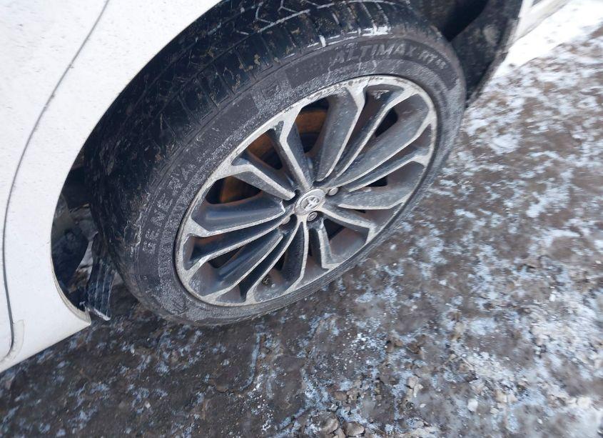 Photo 12 of 2015 Toyota Corolla S PLUS (VIN 2T1BURHE6FC276571)