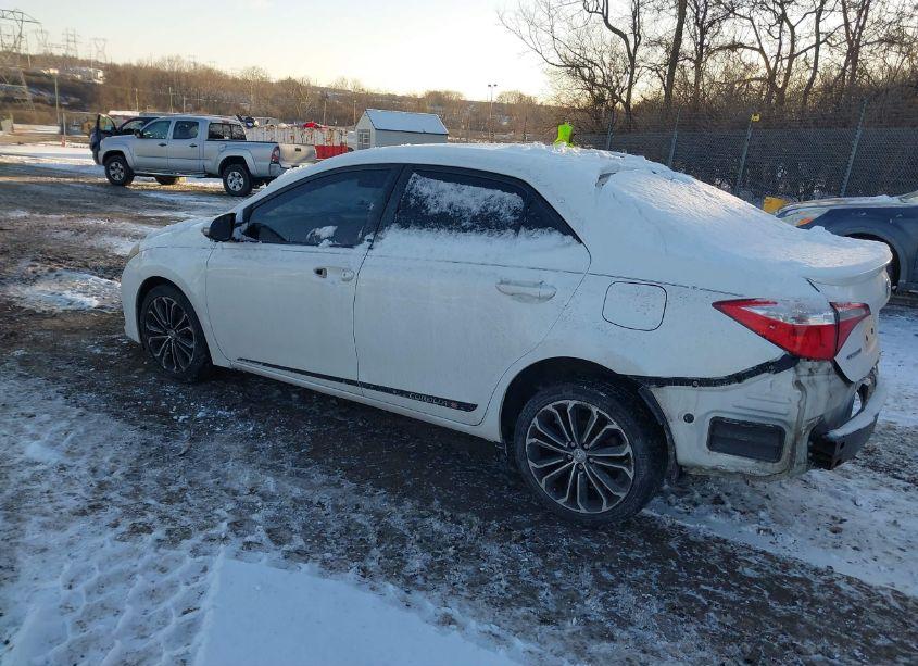 Photo 3 of 2015 Toyota Corolla S PLUS (VIN 2T1BURHE6FC276571)