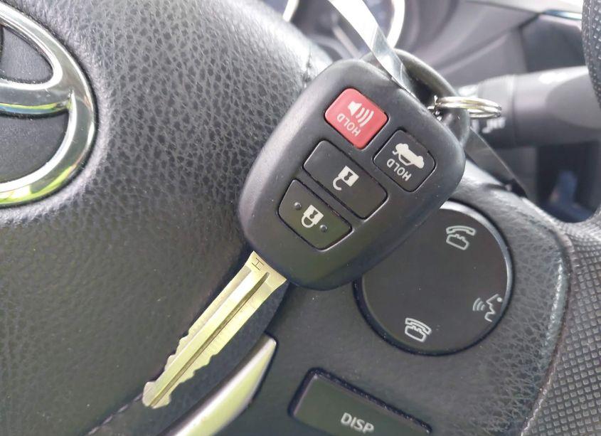 Photo 11 of 2015 Toyota Corolla LE PLUS (VIN 2T1BURHE6FC281060)