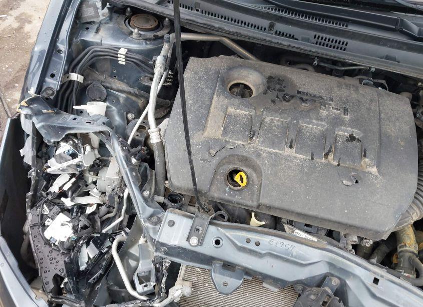 Photo 17 of 2015 Toyota Corolla LE PLUS (VIN 2T1BURHE6FC281060)