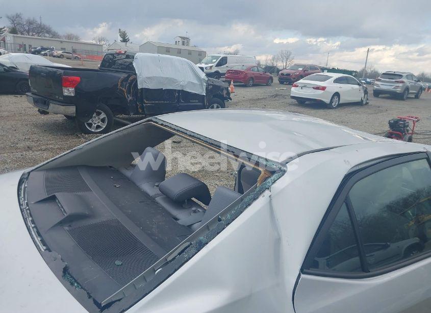 Photo 16 of 2015 Toyota Corolla LE (VIN 2T1BURHE6FC281401)