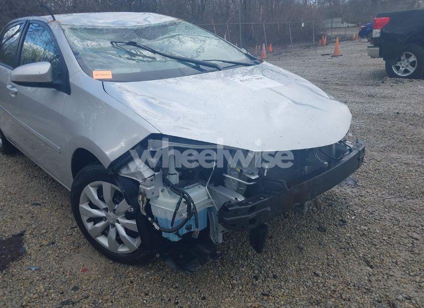 Photo 17 of 2015 Toyota Corolla LE (VIN 2T1BURHE6FC281401)