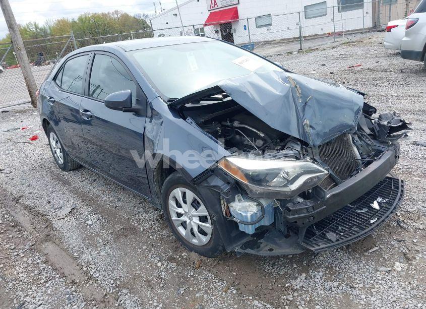 2015 Toyota Corolla L (VIN 2T1BURHE6FC296450) main photo