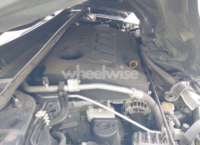 Photo 10 of 2015 Toyota Corolla L (VIN 2T1BURHE6FC296450)