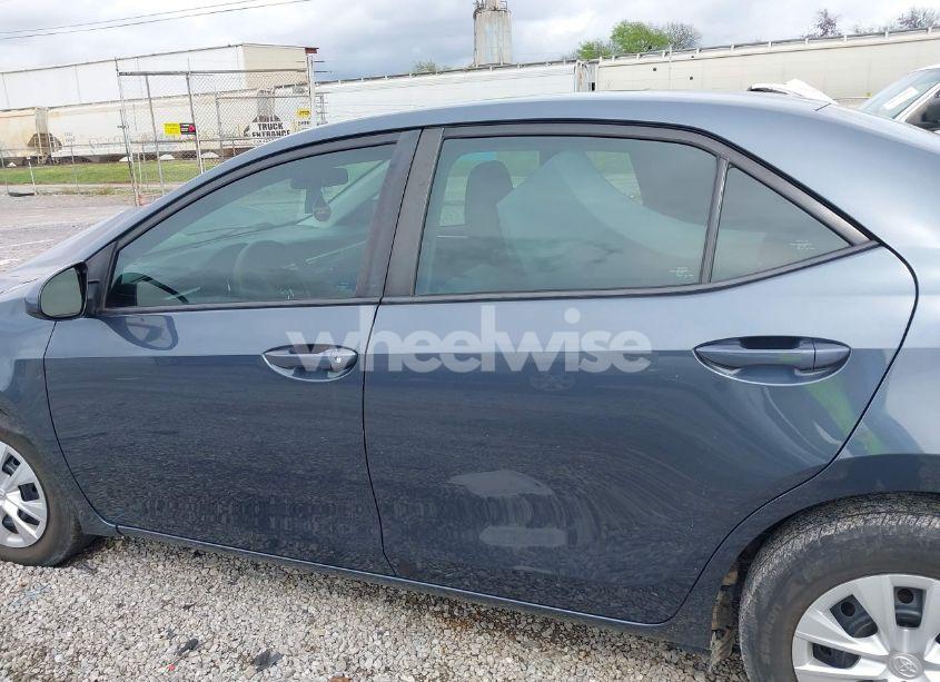 Photo 14 of 2015 Toyota Corolla L (VIN 2T1BURHE6FC296450)