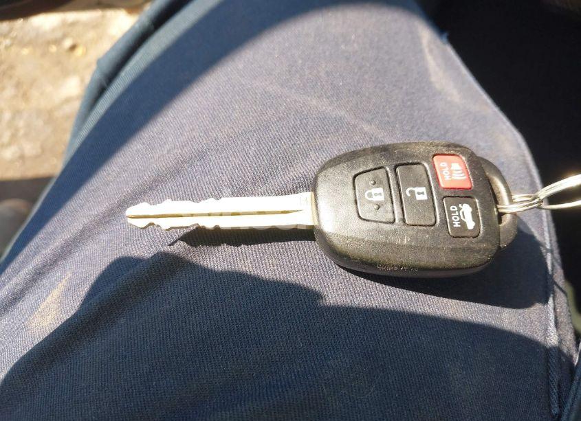 Photo 11 of 2015 Toyota Corolla S PLUS (VIN 2T1BURHE6FC298439)