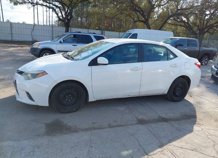 Photo 14 of 2015 Toyota Corolla LE (VIN 2T1BURHE6FC302778)