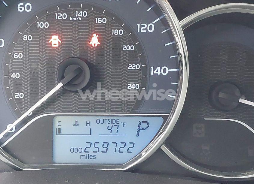 Photo 16 of 2015 Toyota Corolla LE (VIN 2T1BURHE6FC306944)