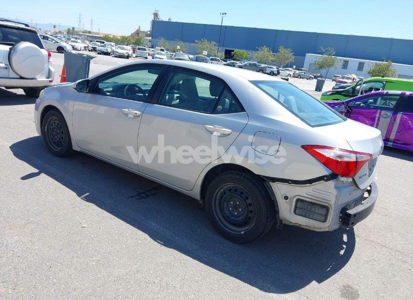 Photo 3 of 2015 Toyota Corolla LE (VIN 2T1BURHE6FC311500)