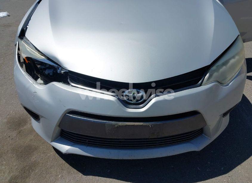 Photo 6 of 2015 Toyota Corolla LE (VIN 2T1BURHE6FC311500)