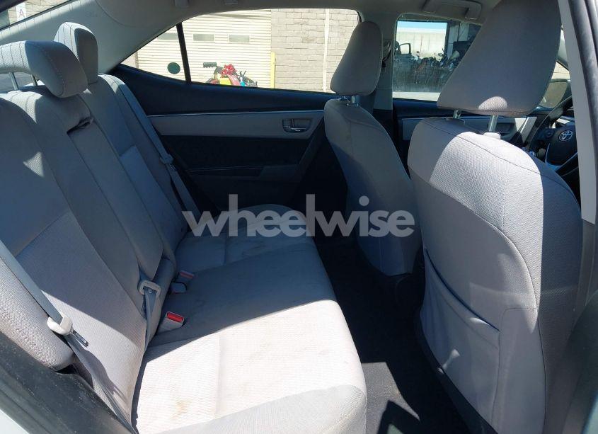 Photo 8 of 2015 Toyota Corolla LE (VIN 2T1BURHE6FC311500)