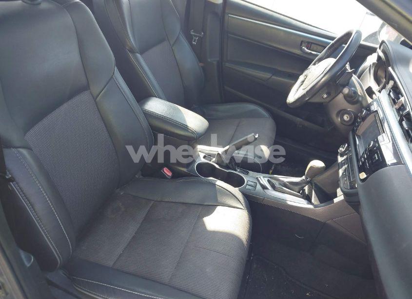 Photo 5 of 2015 Toyota Corolla S PLUS (VIN 2T1BURHE6FC317684)