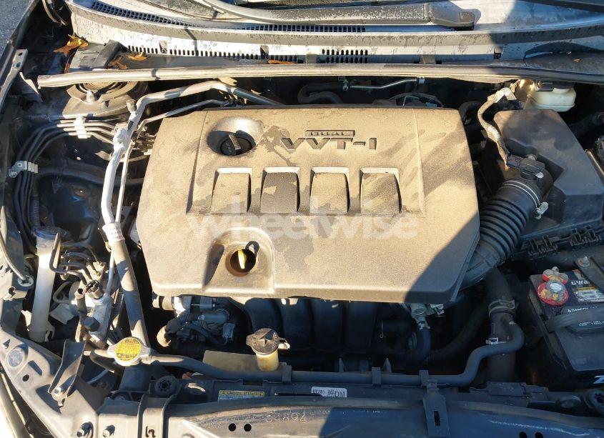 Photo 10 of 2015 Toyota Corolla LE (VIN 2T1BURHE6FC324246)