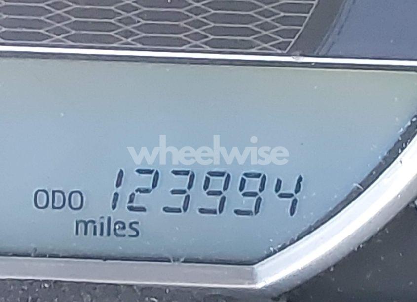 Photo 14 of 2015 Toyota Corolla LE (VIN 2T1BURHE6FC324246)