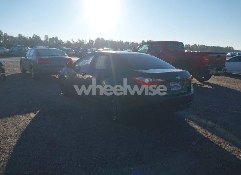 Photo 3 of 2015 Toyota Corolla LE (VIN 2T1BURHE6FC324246)