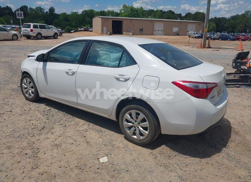 Photo 3 of 2015 Toyota Corolla LE (VIN 2T1BURHE6FC333402)