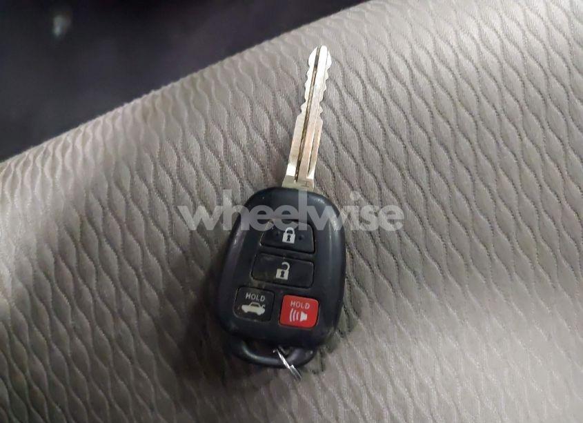 Photo 11 of 2015 Toyota Corolla LE (VIN 2T1BURHE6FC346537)