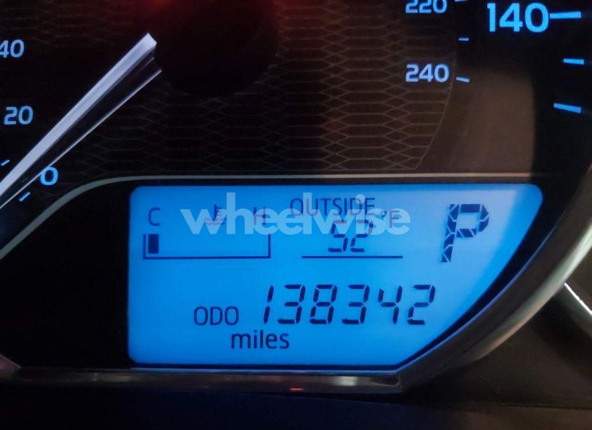 Photo 15 of 2015 Toyota Corolla LE (VIN 2T1BURHE6FC346537)