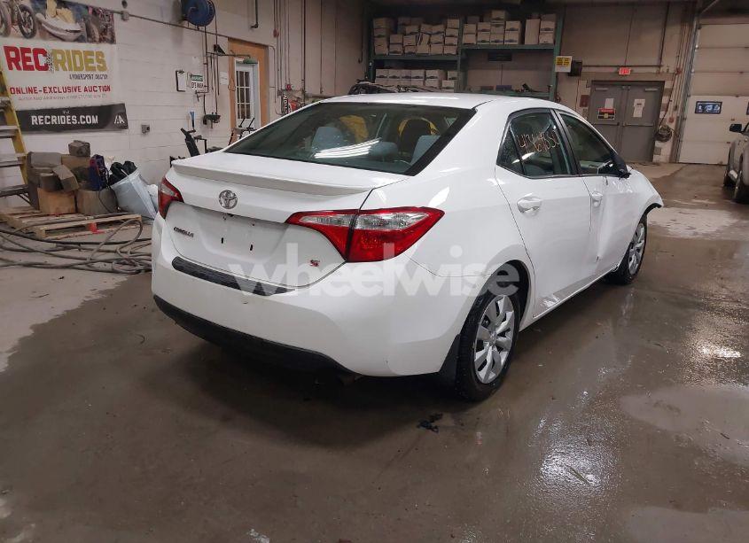 Photo 4 of 2015 Toyota Corolla LE (VIN 2T1BURHE6FC346537)