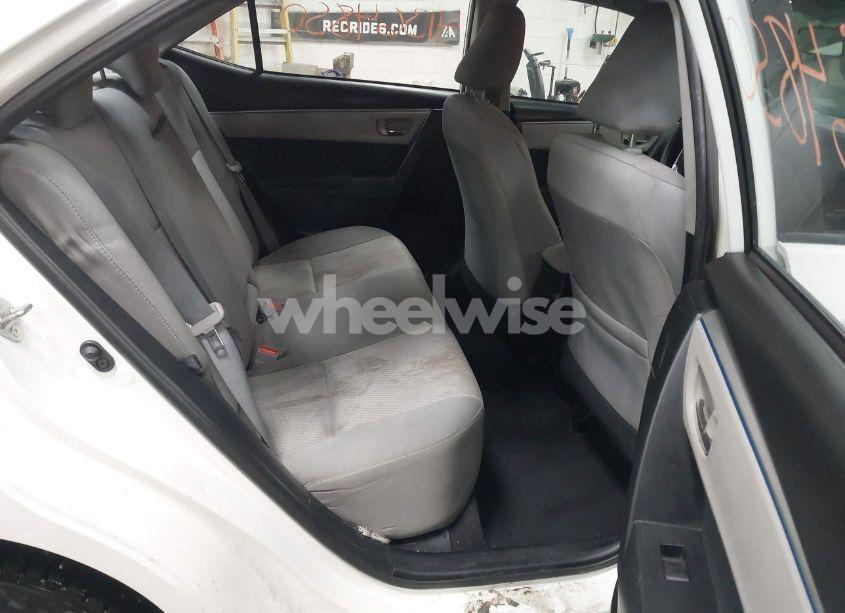 Photo 8 of 2015 Toyota Corolla LE (VIN 2T1BURHE6FC346537)