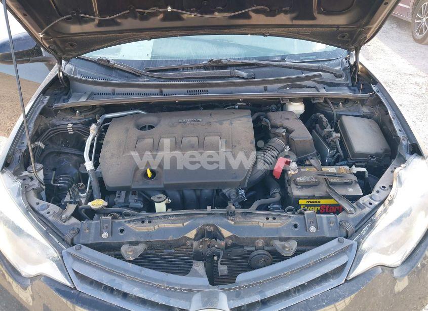 Photo 10 of 2015 Toyota Corolla LE (VIN 2T1BURHE6FC353553)