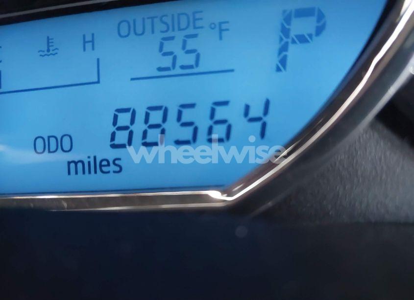 Photo 15 of 2015 Toyota Corolla LE (VIN 2T1BURHE6FC353553)