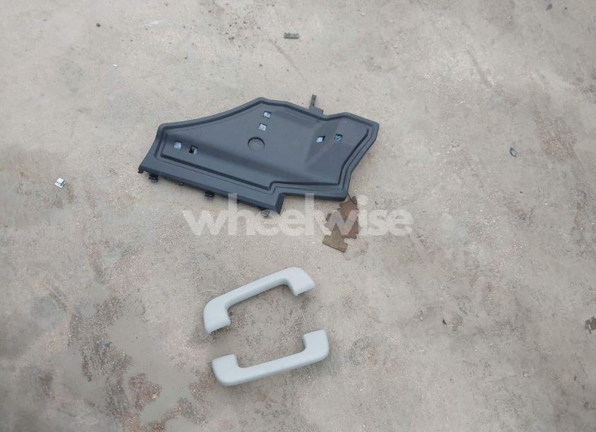 Photo 12 of 2015 Toyota Corolla LE (VIN 2T1BURHE6FC360163)