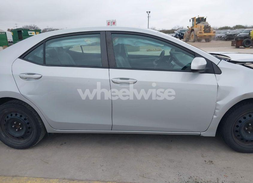 Photo 14 of 2015 Toyota Corolla LE (VIN 2T1BURHE6FC360163)