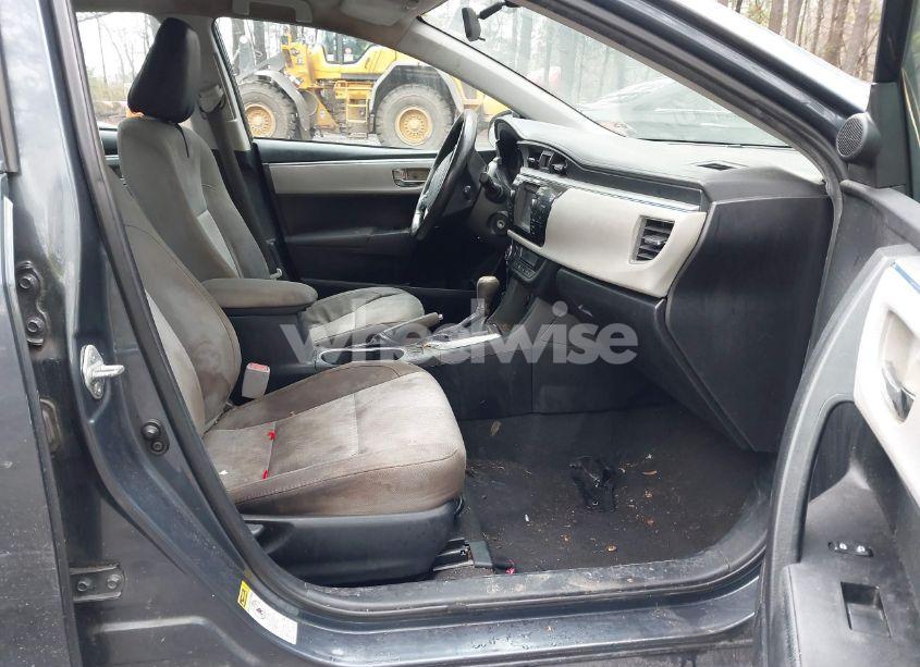 Photo 5 of 2015 Toyota Corolla LE (VIN 2T1BURHE6FC360177)