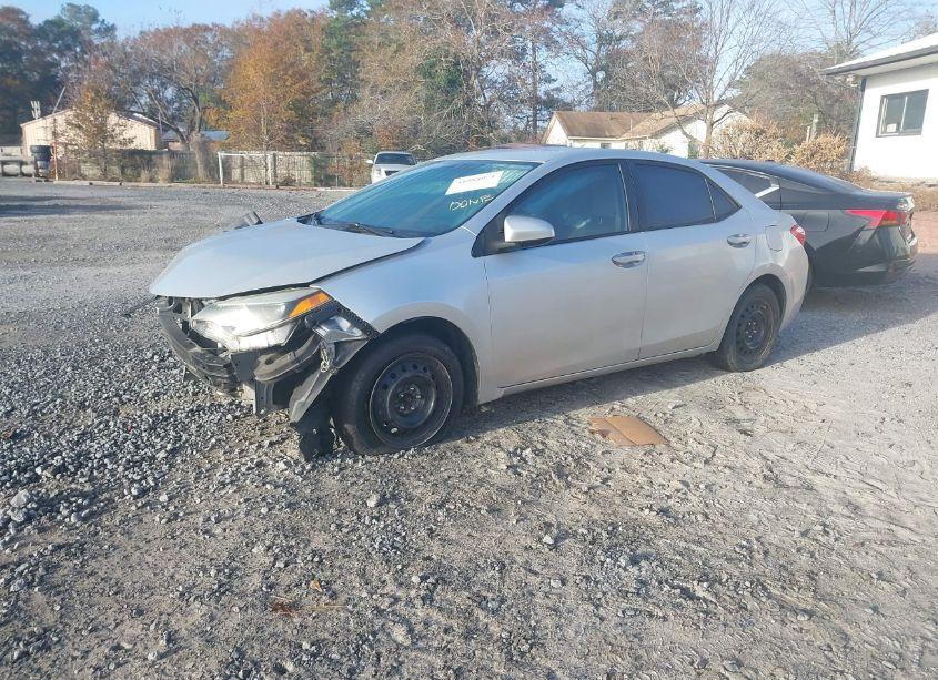 Photo 2 of 2015 Toyota Corolla LE (VIN 2T1BURHE6FC366335)