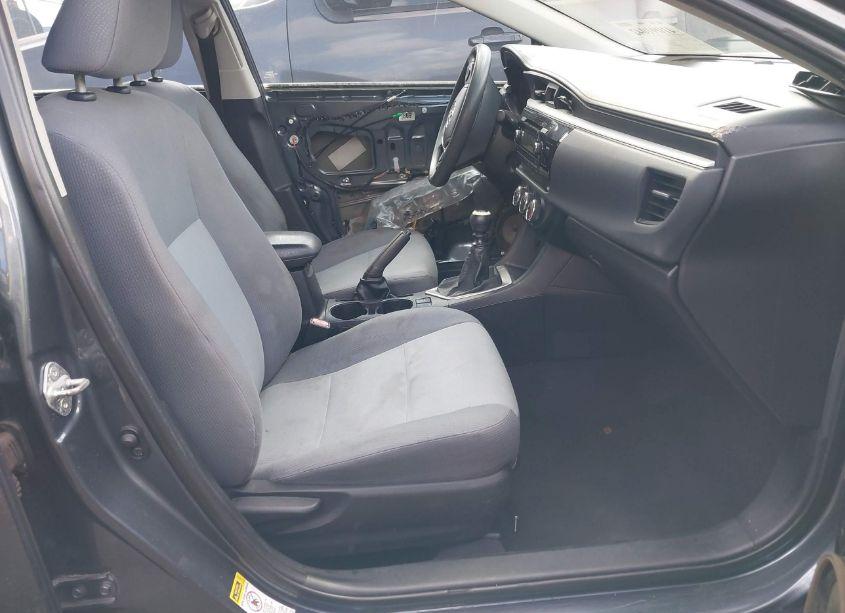 Photo 5 of 2015 Toyota Corolla L (VIN 2T1BURHE6FC381305)